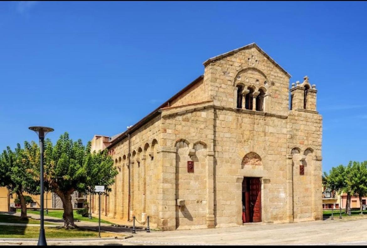 Appartamento Da Wanna Olbia Bagian luar foto