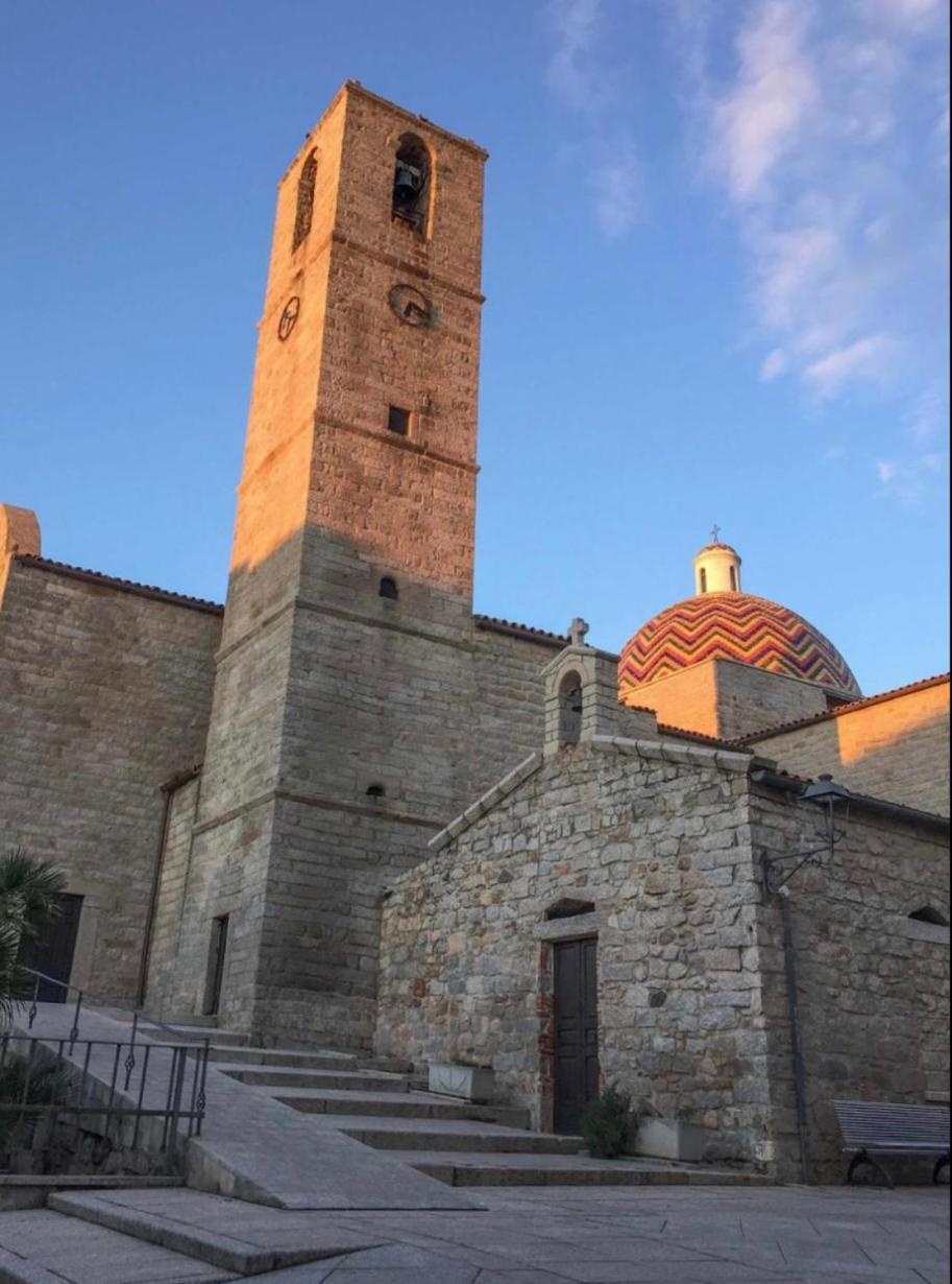 Appartamento Da Wanna Olbia Bagian luar foto