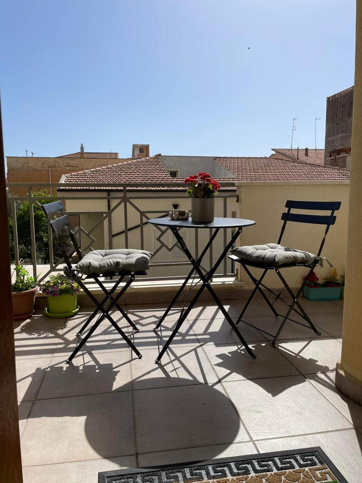 Appartamento Da Wanna Olbia Bagian luar foto