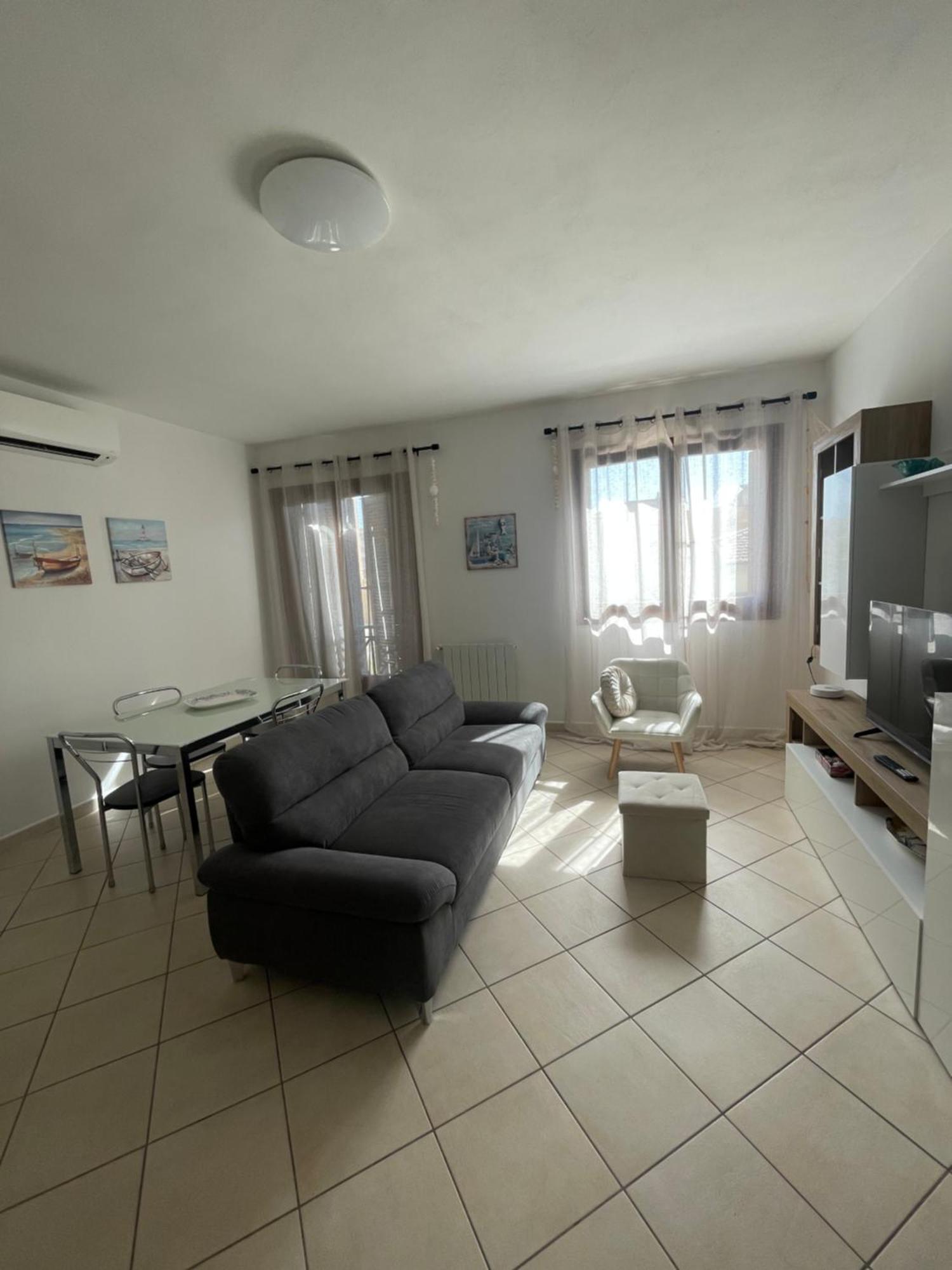 Appartamento Da Wanna Olbia Bagian luar foto