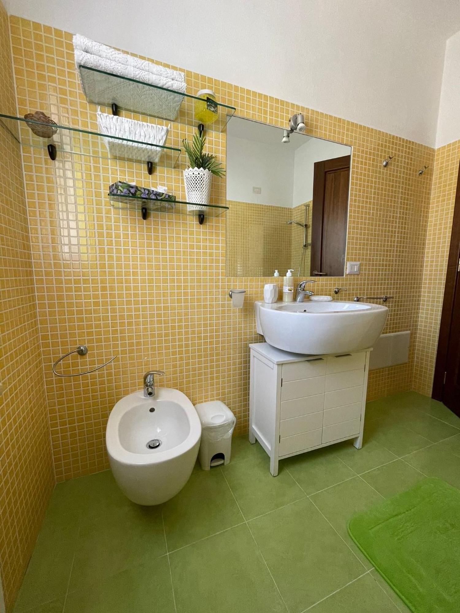 Appartamento Da Wanna Olbia Bagian luar foto